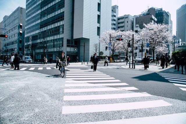 乐山为何勤工俭学对在日本的留学生的职业生涯至关重要？